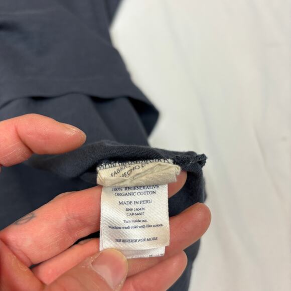 Faherty Sunwashed Regenerative Tee Shirt Men's Medium Organic Cotton Minimalist - Picture 8 of 11